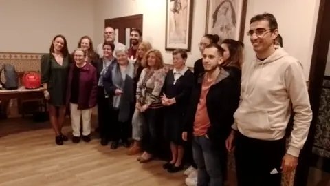 Entrega beneficio comida solidaria santo cristo