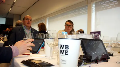 WBWE domingo un momento de la cata