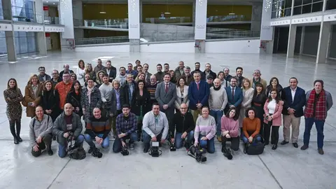 El presidente de la Diputación de Ciudad Real con los medios de comunicación de la provincia