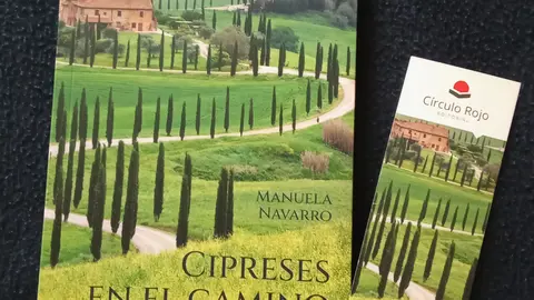 Portada de Cipreses en el camino