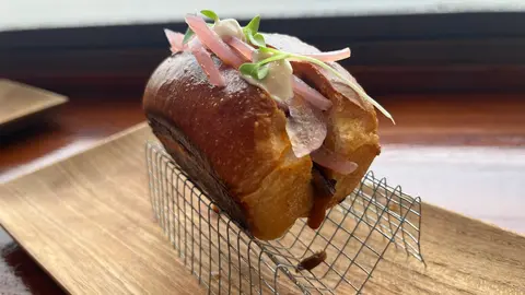Brioche de carrillera