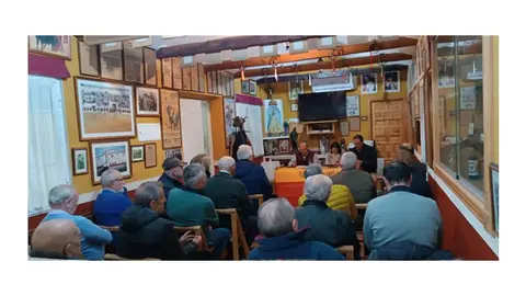 Asamblea de la peña taurina El Burladero