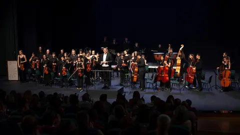 ESCUELA DE MUSICA CONCIERTO