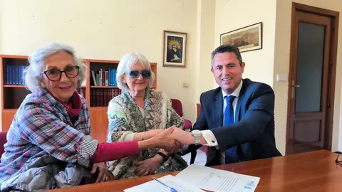 Alcalde y familia Casellas Huertas