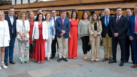 c3978527e7a4fbbd1d56d17eea8dccce_XL