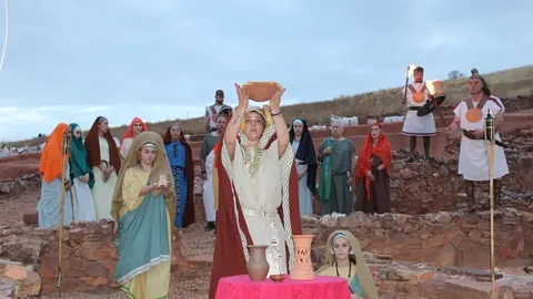 300624 VA-ESCENAS TEATRALIZADAS EL TRASCACHO CERRO DE LAS CABEZAS 15