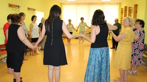230724 VA-TALLER BIODANZA CENTRO MAYORES LUCERO 1