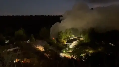 Incendio en el camping de la Redondilla en Lagunas de Ruidera
