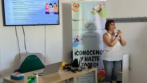 160924 charla neurodivergencias y familias neurodiversos12