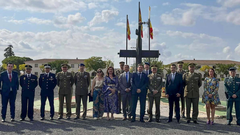 02d2dd956176ea8899f4b086fbef968f_XL