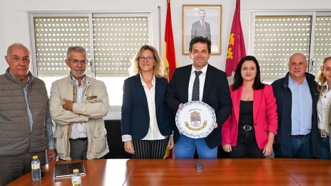 eebc0e33b70bffd1536d28f71fec3802_L