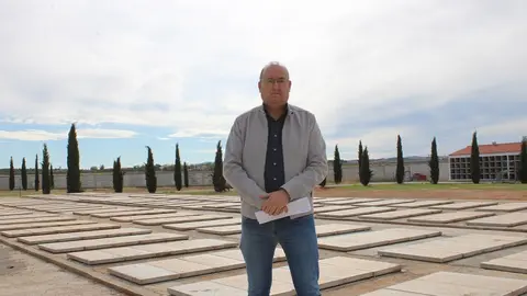 281024 VA-CEMENTERIO 1