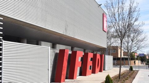 beddfa47179dc9ab24e407ba8b17c936_L