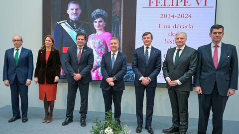 9e9ec3cbb27372f6201a8ccef2ec9ff8_2_XL