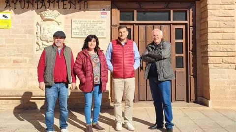 Manuel M. López-Alcorocho visita Torre de Juan Abad