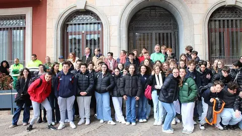 110325 VA-MINUTO DE SILENCIO