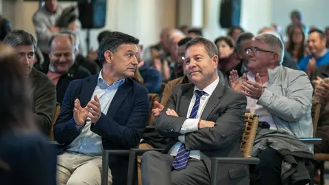 El presidente de Castilla-La Mancha en el congreso regional de la Unión de Pequeños Agricultores