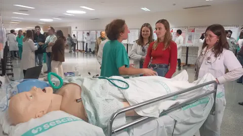 jornadas puertas abiertas SESCAM para futuros médicos residentes