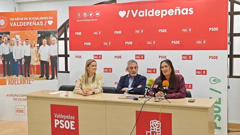 Cristina López, Jesús Martín y Vanessa Irlajpg