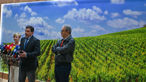 11b26ee0b67b101720f3e12cd445e528_L