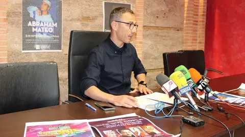 070525 VA-DAVID SEVILLA