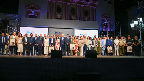 5831ee45adfcef00fa0b2b533f393c92_2_XL