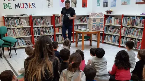 BIBLIOTECA-VALDEPENAS