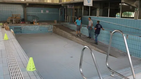 200825 VA-PISCINA LOS LLANOS