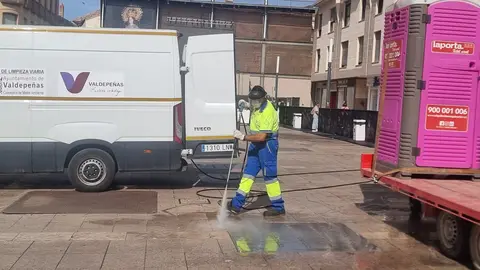 DISPOSITIVO LIMPIEZA FIESTAS DEL VINO