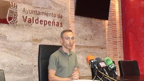 090925 VA-DAVID SEVILLA