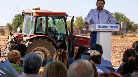 a2ec0d81-b70d-4e22-9a0e-d7de69a26560