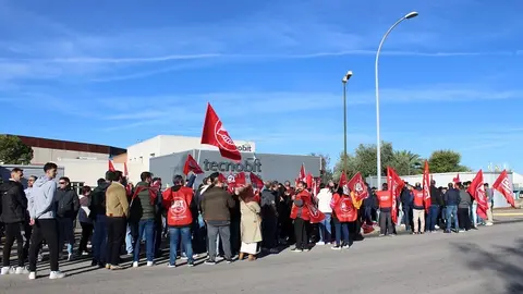 031125 VA-HUELGA TECNOBIT