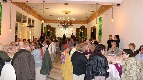 091125 VA-CRUZ ROJA COMIDA 2