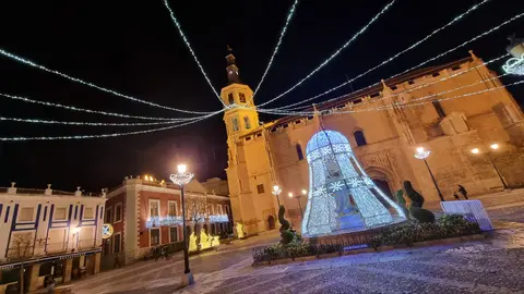 Alumbrado navideño en la plaza de España de Valdepeñas