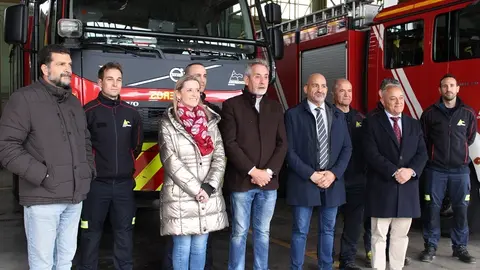 041225 VA-BOMBEROS 2