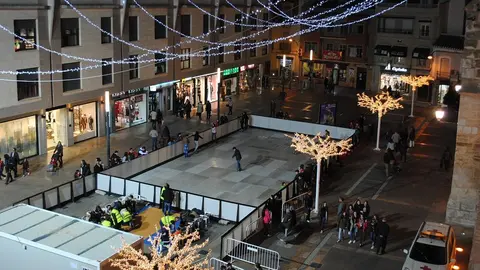 PISTA PATINAJE VALDEPE&Ntilde;AS