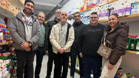 Miembros de la Hermandad y de la Parroquia