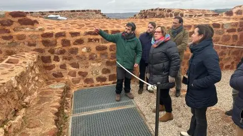 p1jfg5onqj11f1mn3scg9v5qem4