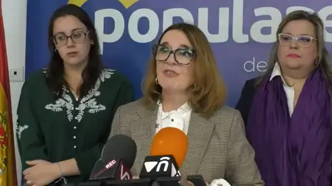 C&aacute;ndida Tercero hoy en la sede local del PP