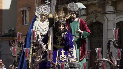 Procesi&oacute;n de Jes&uacute;s Ca&iacute;do mediod&iacute;a de viernes santo (2)