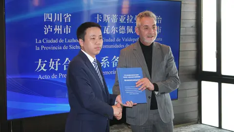 VISITA EMBAJADA COMERCIAL CHINA