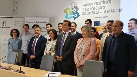 Castilla-La Mancha eliminará los papeles en la relación entre los eslabones de la cadena vitivinícola por un código QR