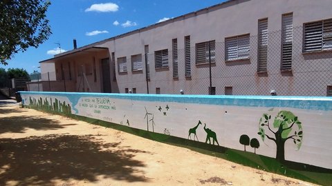 Un mural para concienciar sobre el Medio Ambiente en La Solana