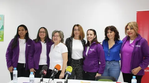 Nace en Valdepeñas Mundo Cuidados, una cooperativa que pone en valor los cuidados y la atención domiciliaria a cargo de profesionales