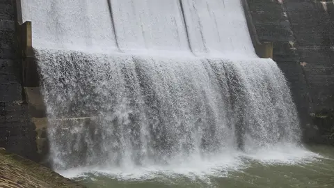 Fresneda empieza a desembalsar