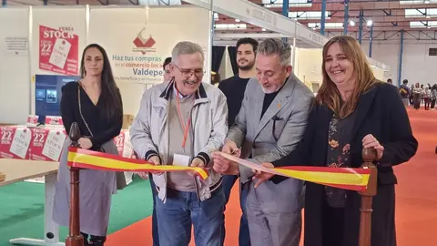 Abre sus puertas la Feria del Stock de Valdepeñas con más de 40 establecimientos comerciales y grandes descuentos