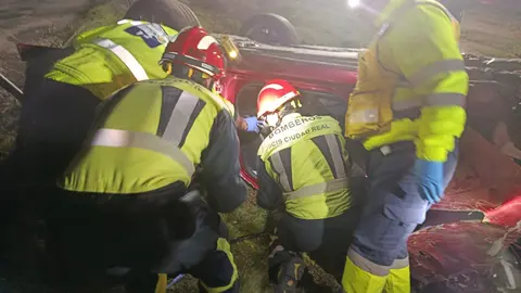 Colisión por alcance con dos personas atrapadas, en la Autovía A4 a su paso por Valdepeñas