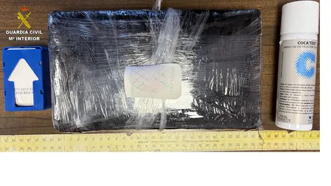 La Guardia Civil detiene a un conductor que transportaba 1,16 kilos de cocaína por la A-4
