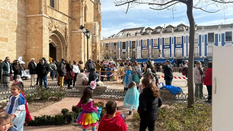 Concurso de m&aacute;scaras3