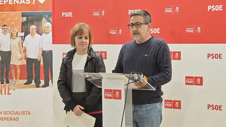 Adri&aacute;n Garc&iacute;a y Nuria Serrano